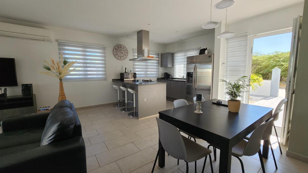 Beautiful Luxury Villa With Private Pool Palm Beach Bagian luar foto