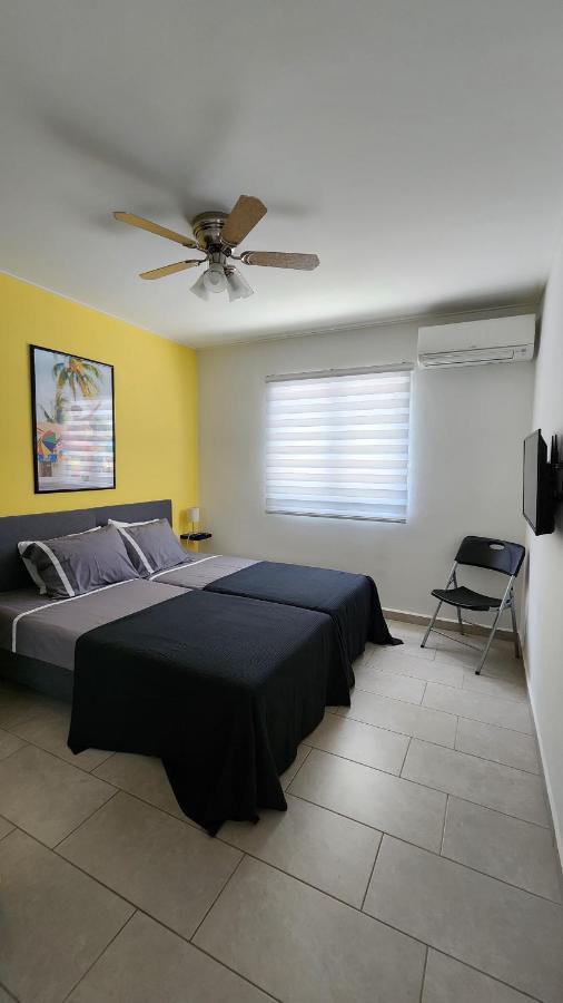 Beautiful Luxury Villa With Private Pool Palm Beach Bagian luar foto