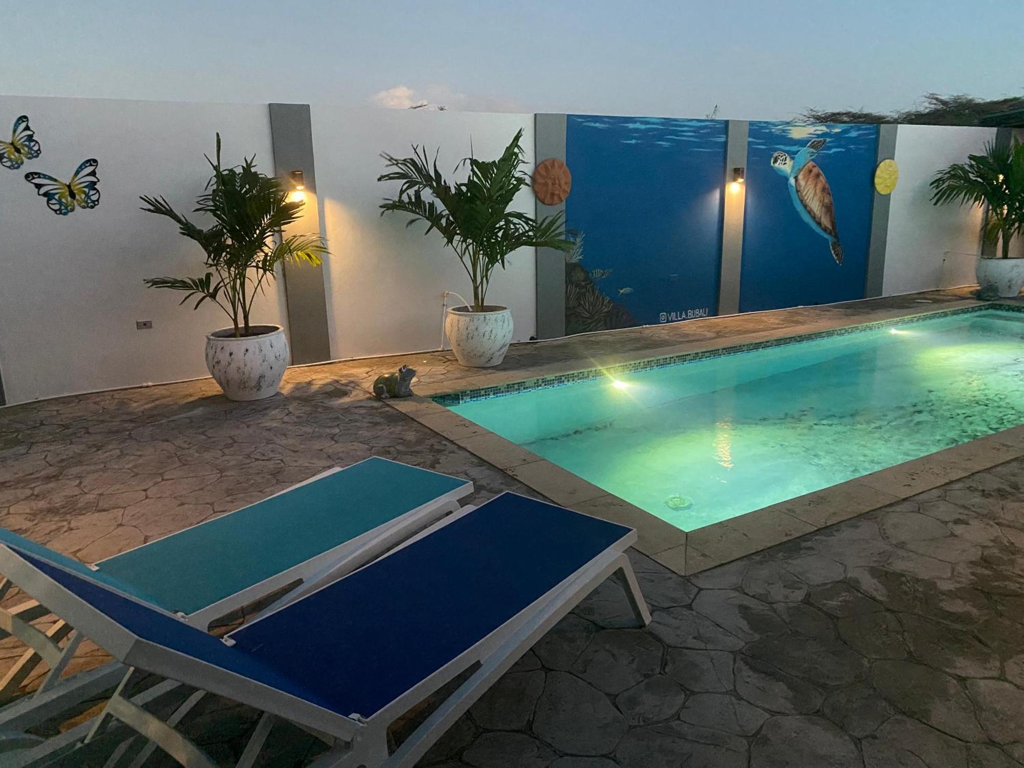 Beautiful Luxury Villa With Private Pool Palm Beach Bagian luar foto