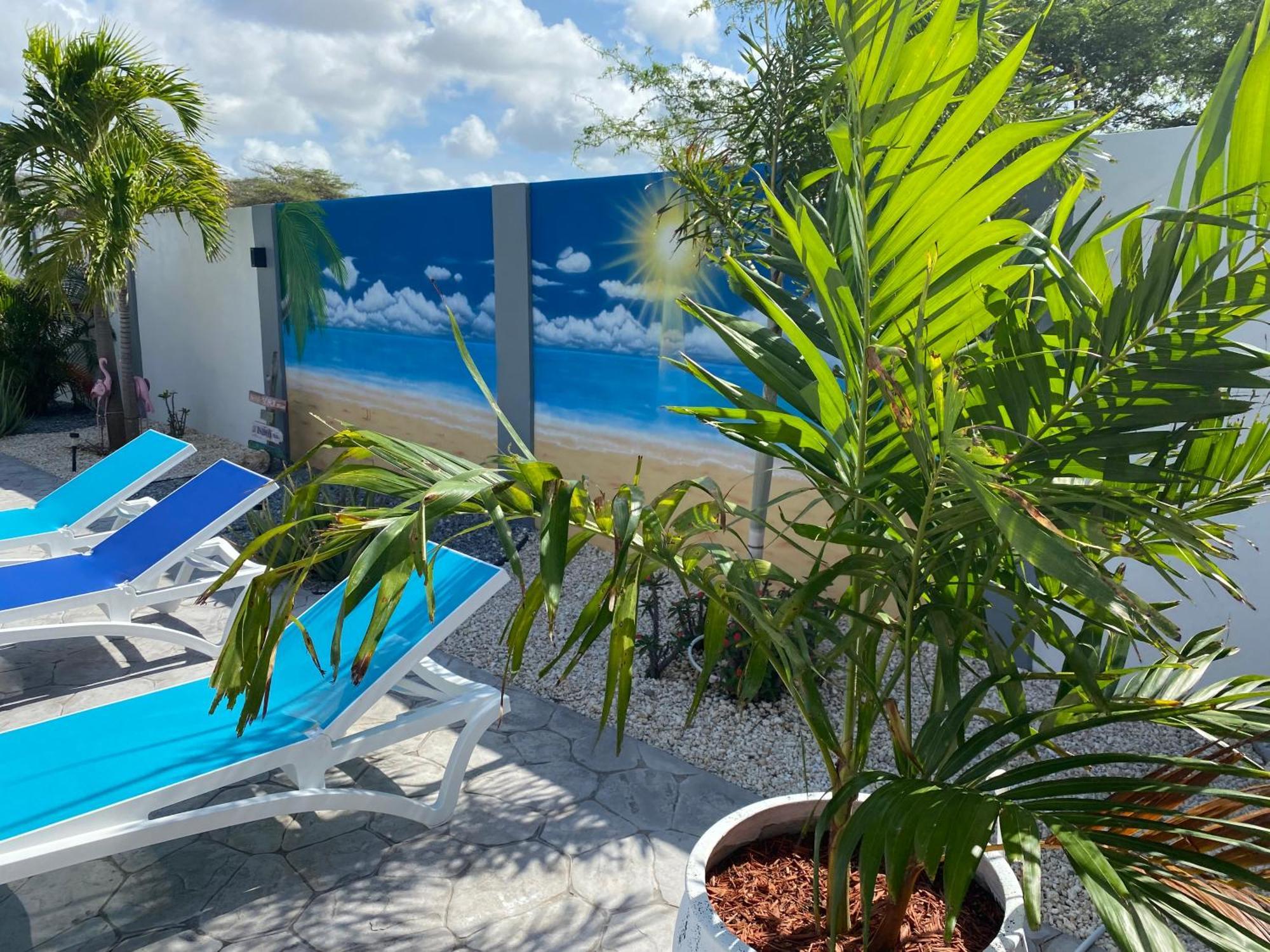 Beautiful Luxury Villa With Private Pool Palm Beach Bagian luar foto