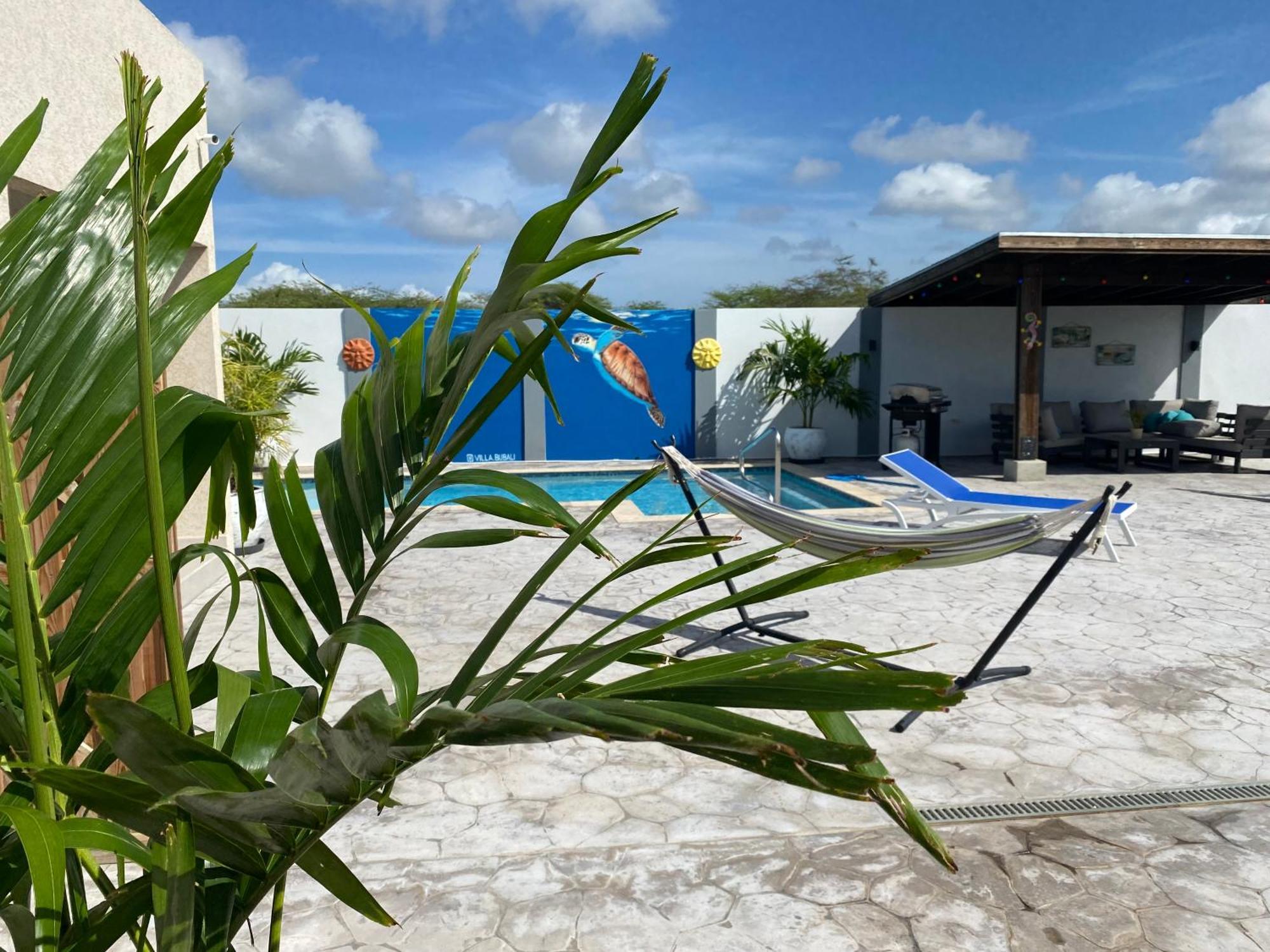 Beautiful Luxury Villa With Private Pool Palm Beach Bagian luar foto